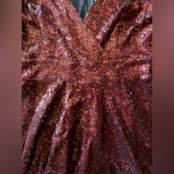NWT Gianni Bini Wine sequin dress size small Taylor Swift - Picture 6 of 8